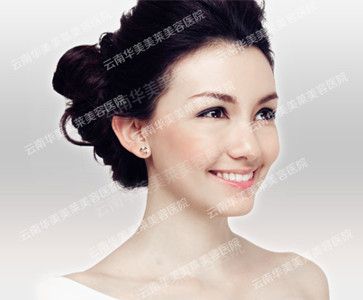 看脸的  蜂腰细腿也能吸睛无数